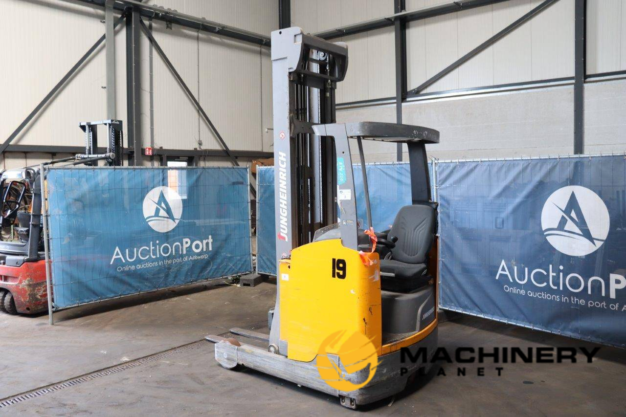 Reach truck Jungheinrich ETV216 Electric 1600kg 2017 2017  image