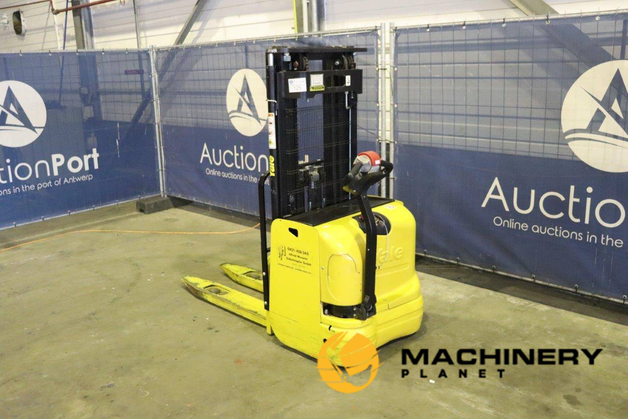 Stacker Yale MS12AC Electric 1200kg 4m 2014 2014  image