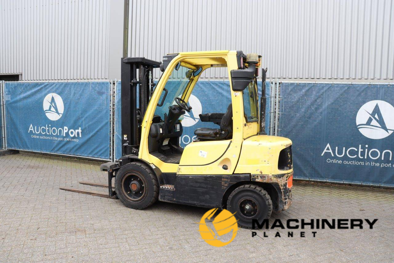 Auction: Forklift Hyster H2.5FT Diesel 2500kg 4.95m 2008 2008  image