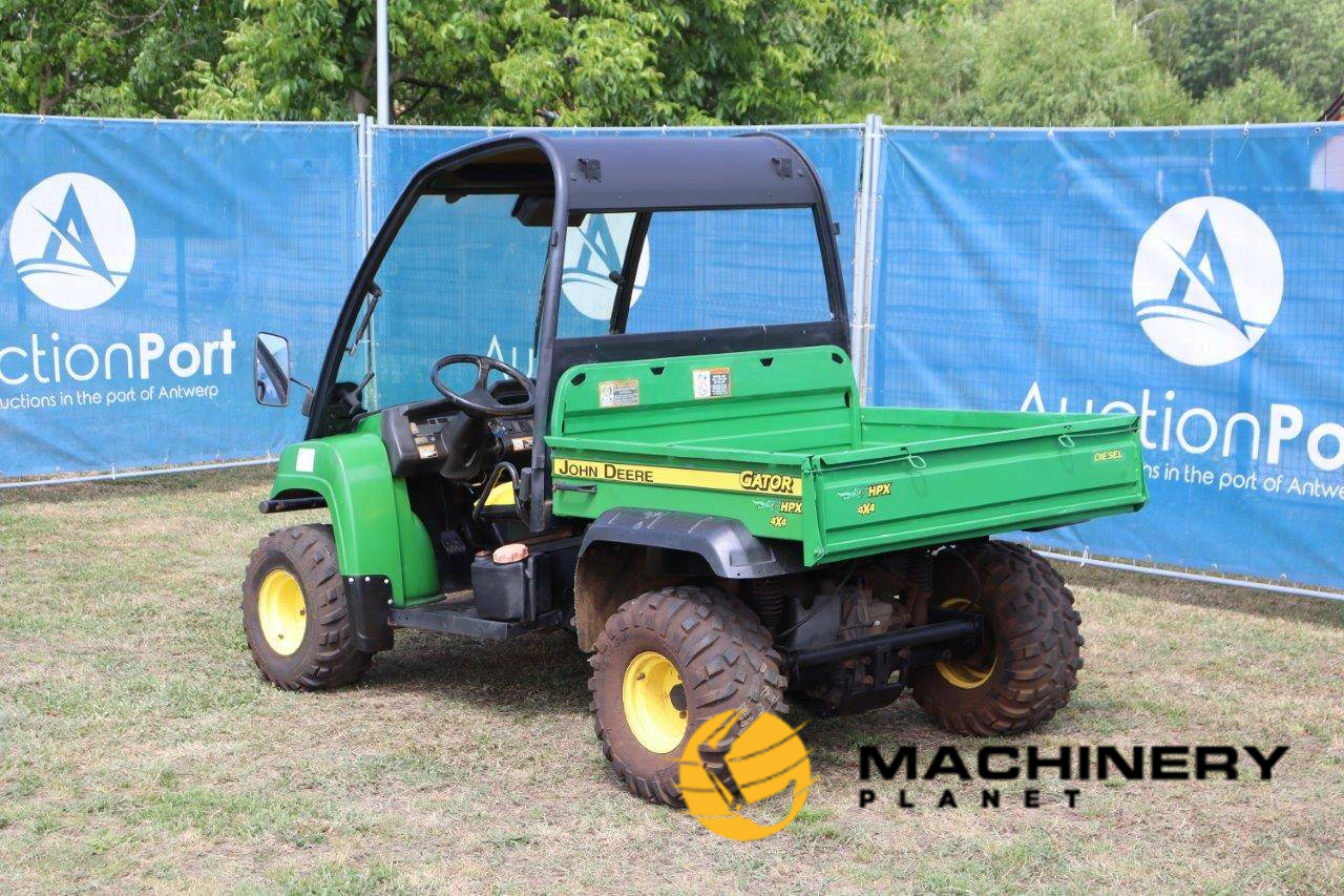 Gator John Deere HPX Diesel 18.2hp 4x4   image