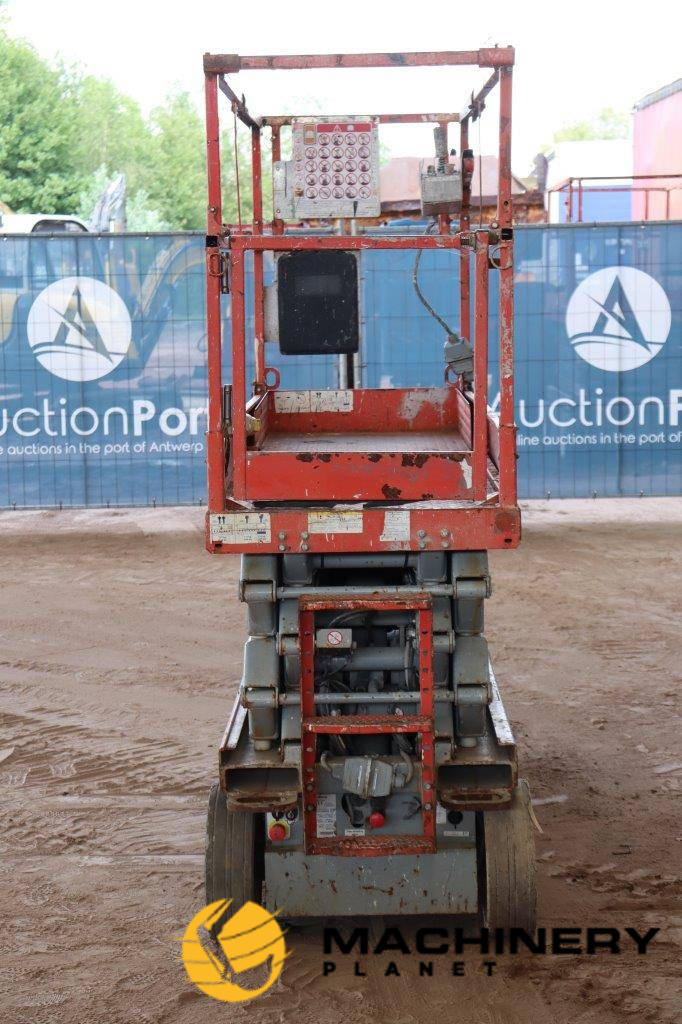 Scissor lift SkyJack SJ3226 Electric 227kg 9.92m 2011 2011  image