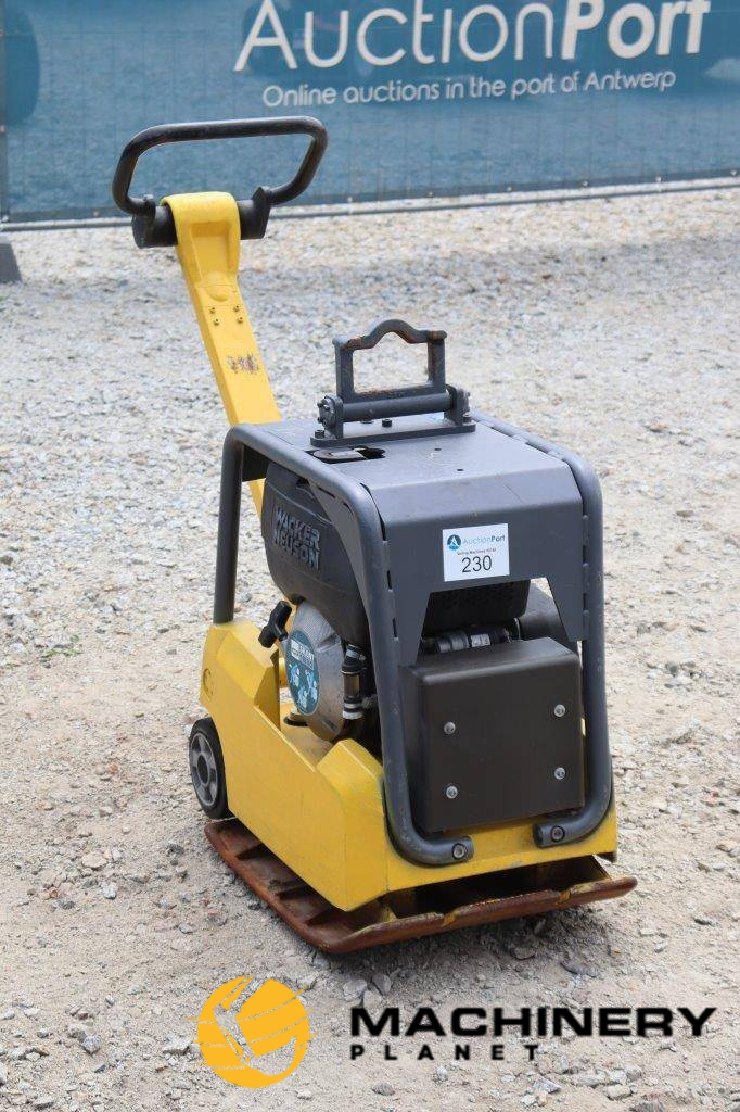 Vibration plate Wacker Neuson DPU3050HE Diesel 9.5hp 2017 2017  image