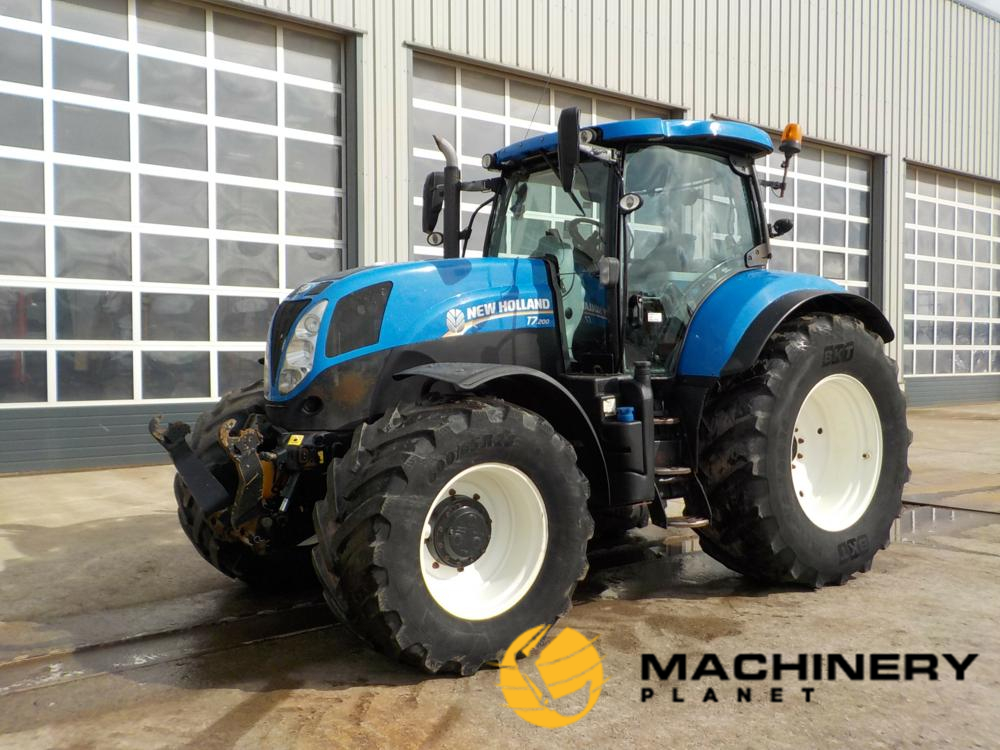 2015 New Holland T7.200  Tractors 2015 100284287 image