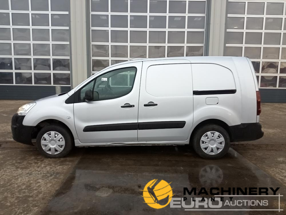 2017 Peugeot Partner  Vans 2017 100289204 image