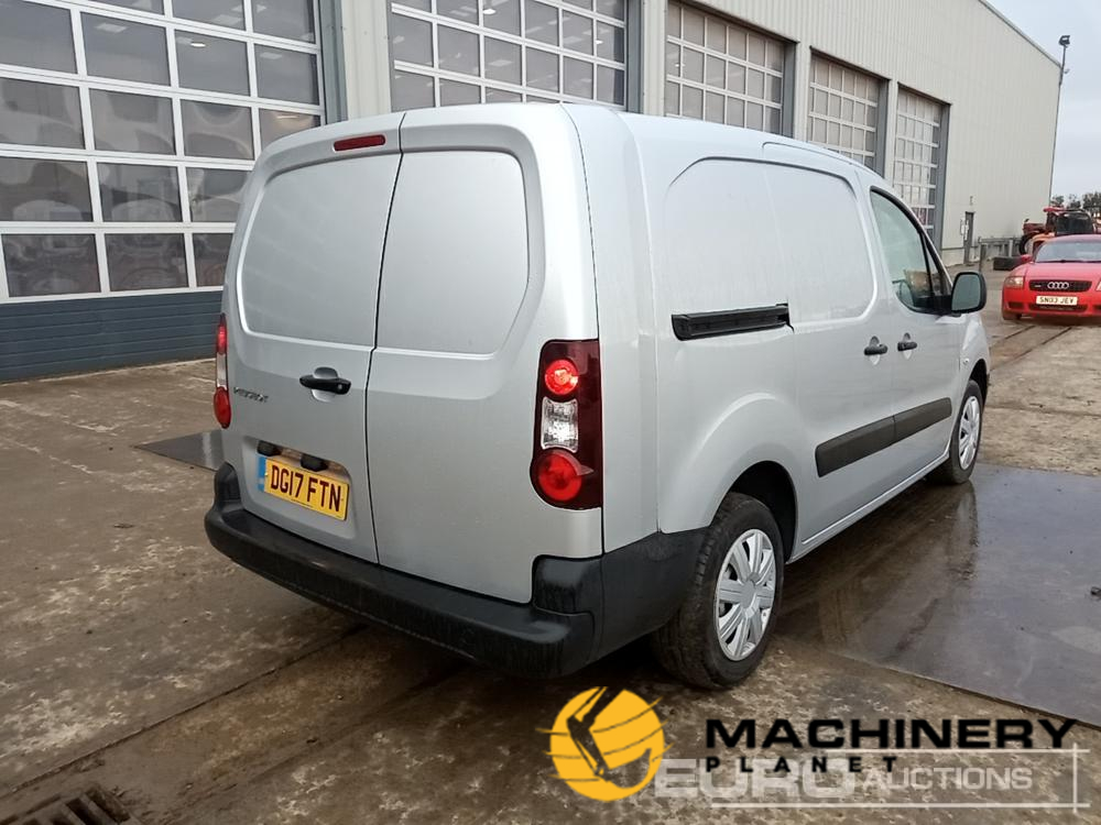 2017 Peugeot Partner  Vans 2017 100289204 image