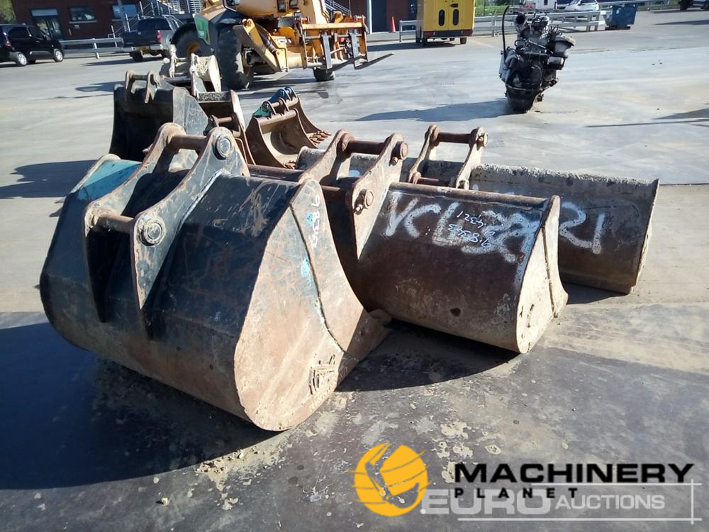 72", 60" Ditching, 36" Diging Bucket 45-50mm Pin to suit 4-8 Ton Excavator  Second Hand Buckets  140298343 image