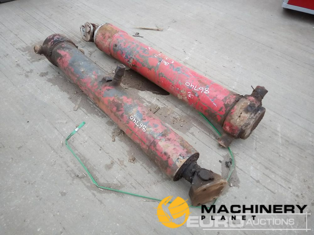 Tipping Ram (2 of)  Machinery Parts  140299632 image