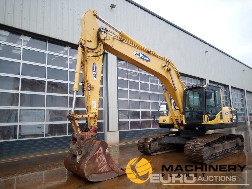 2014 Komatsu PC210LC-8  20 Ton+ Excavators 2014 140302238 image