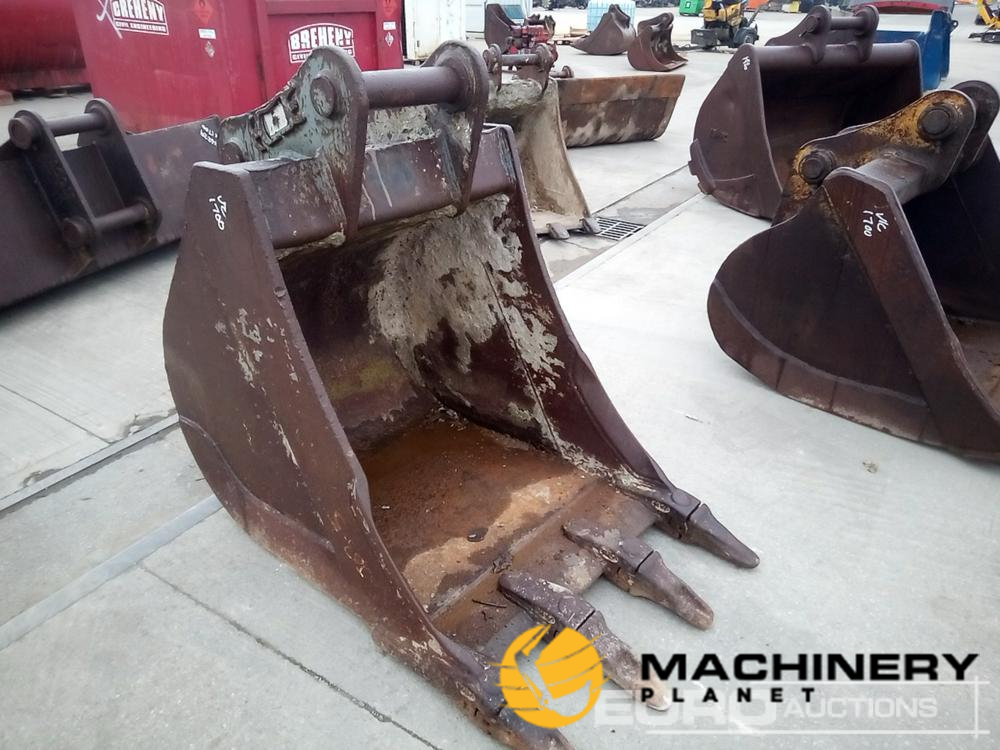 34" Digging Bucket 80mm Pin to suit 20 Ton Excavator  Second Hand Buckets  140316235 image