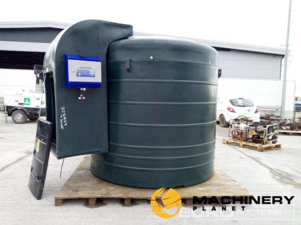 Enviro Store 5000Litre Plastic Bunded Fuel Bowser, Electric Pump, Flow Meter  Bowsers  140323827 image