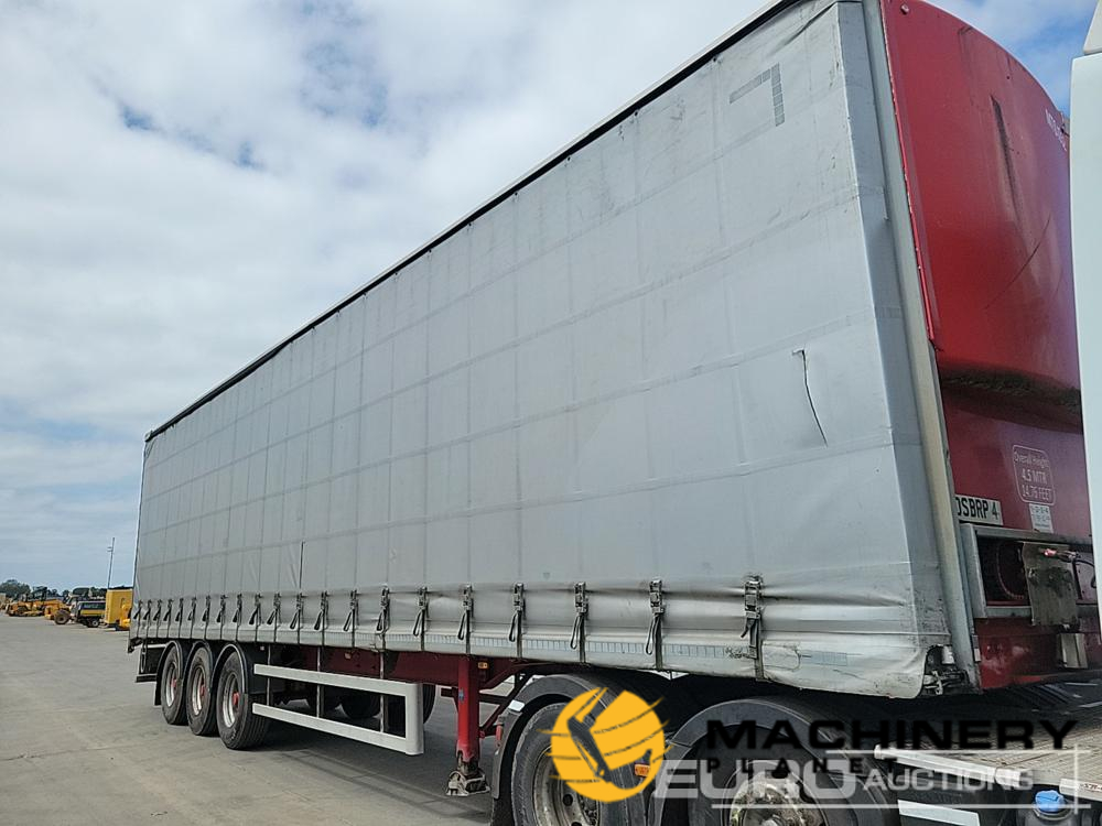 Jost Tri Axle Curtainsider Trailer  Curtainsider Trailers  140353780 image