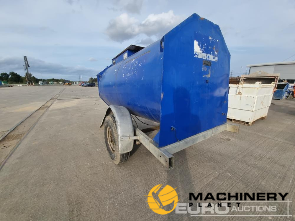 Main 2000 Litre Single Axle Bunded Fuel Bowser  Bowsers  140373996 image