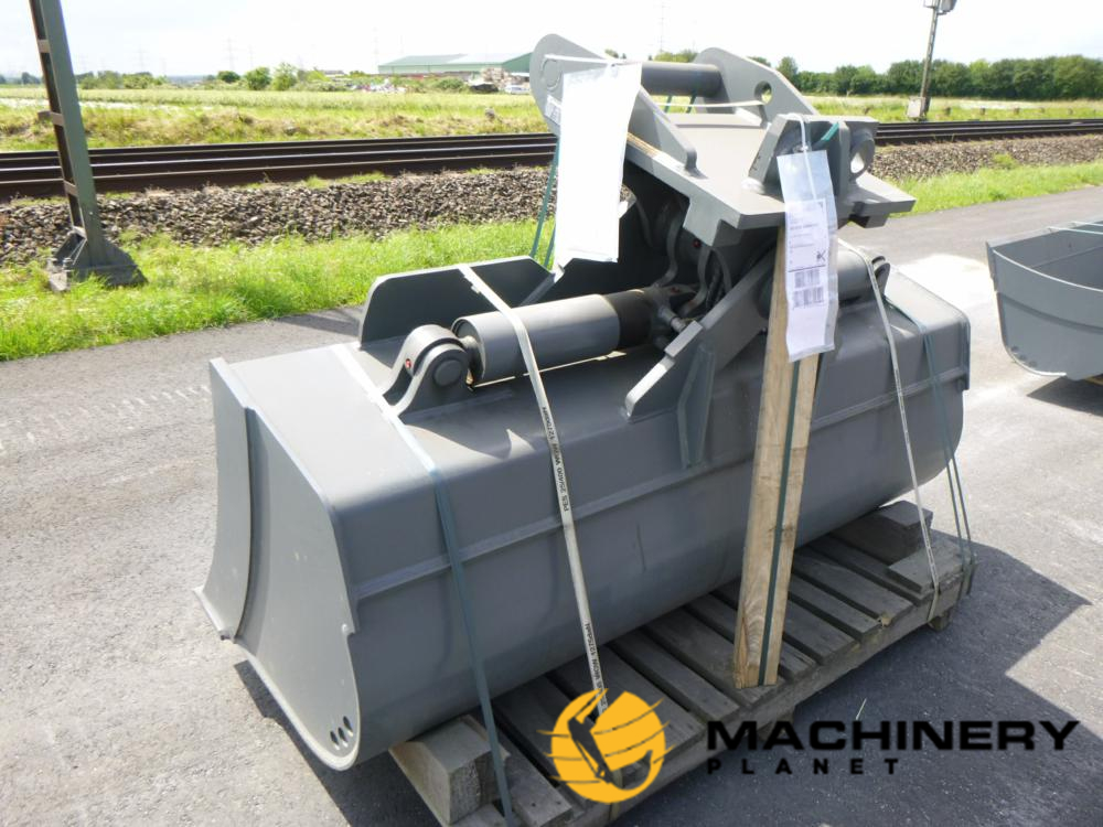 Unused 2022 Kinshofer TB35L-220 88" Hydraulic Tilt Ditching Bucket to suit KSW25, 28-35 Ton Excavator  New Buckets 2022 200195831 image