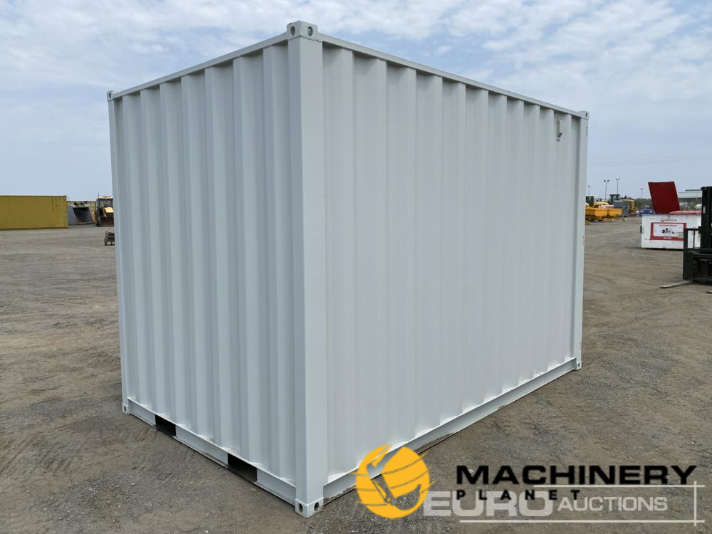 Unused 12' Container, 1 Door, 1 Window  Containers  300045456 image