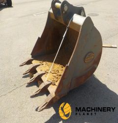 Strickland 48" Digging Bucket 65mm Pin to suit 13 Ton Excavator / Cazo  Second Hand Buckets  240045184