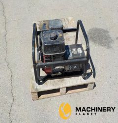 2000W Generator, Vanguard Engine / Generador  Generators  240044573