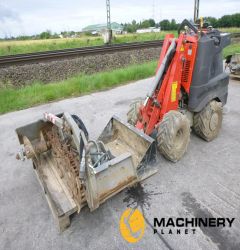 2013 Ditch Witch R300  Trencher 2013 200196275