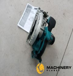 Makita 18V LI-ION LXT Cordless Circular Saw (Body Only) (Reconditioned)  Garage Equipment  100284346