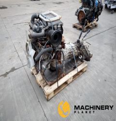 Mitsubishi 4 Cylinder Engine & Gearbox  Engines / Gearboxes  140300791