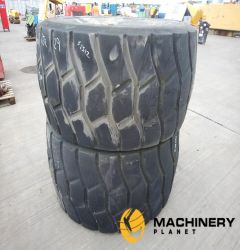 Michelin 800/65R29XLD Tyre (2 of)  Tyres  140299813