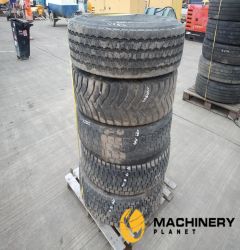 Michelin 295/80R22.5 Tyre (5 of)  Tyres  140299814