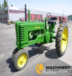 John Deere B  Tractors  200197649