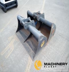 Unused Geith 48", 48" Ditching Bucket 45mm Pin to suit 4-6 Ton Excavator  New Buckets  140300073