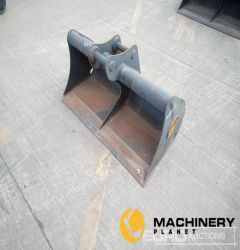 Unused Geith 48" Ditching Bucket 45mm Pin to suit 4-6 Ton Excavator  New Buckets  140300075