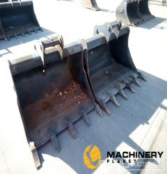 Unused Geith 48", 42" Digging Bucket 45mm Pin to suit 4-6 Ton Excavator  New Buckets  140304055