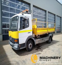 2004 Mercedes 815  Tipper Trucks 2004 140305783