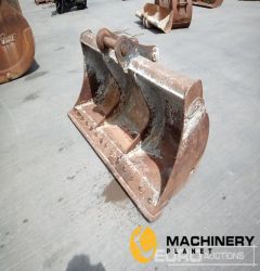 Geith 70" Ditching Bucket 65mm Pin to suit 13 Ton Excavator  Second Hand Buckets  140305765