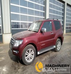 2018 Mitsubishi Shogun  SUVs 2018 140307358