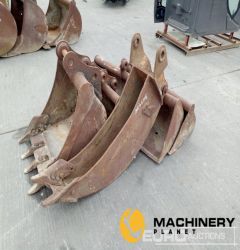 48", 48" Ditching, 30", 24", 8" Digging Bucket 40/45mm Pin to suit Mini-6 Ton Excavator  Second Hand Buckets  140307938