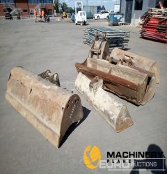 17" Digging, 48", 48", 60", 60", 60" Ditching 30-45mm Pin to suit Mini - 6 Ton Excavator  Second Hand Buckets  140306646