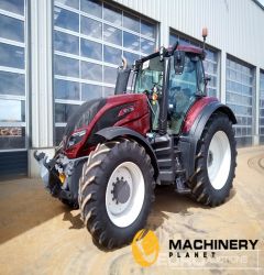 2018 Valtra T214  Tractors 2018 140309423