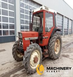 International 885  Tractors  100286206