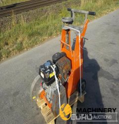 2015 Husqvarna FS400LV  Asphalt / Concrete Equipment 2015 200199434