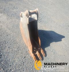 Cat, Trench Bucket, Centers 260mm, Ears 155mm, Pins 45mm  Second Hand Buckets  300043082