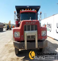 1993 Mack RB688S  Dump Trucks 1993 540007794