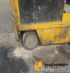 CAT M40  Forklifts  240046523