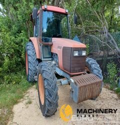 2005 Kubota M105S  Tractors 2005 600042219