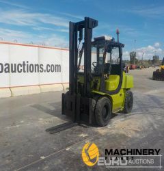 Clark Diesel Forklift, Forks  Forklifts  240046624