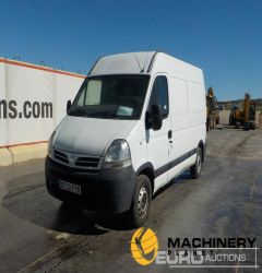 2007 Nissan Interstar  Vans 2007 240046159