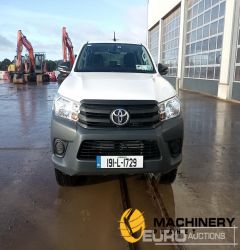 2019 Toyota Hilux  Pick-up Trucks 2019 100288367