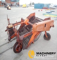 Johnson PTO Driven Potato Lifter to suit 3 Point Linkage  Farm Machinery  140316164