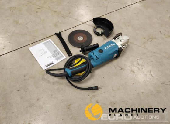 Makita GA7021 7 Angle Grinder, with AC/DC Switch - Power Angle