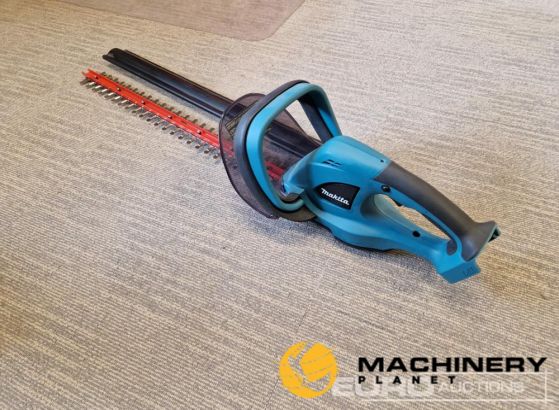 Makita 18v LXT Hedge Trimmer Tool Only XHU02Z Reconditioned