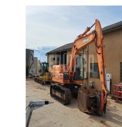 Doosan DX160LC-3 Tracked Excavator trackedexcavators