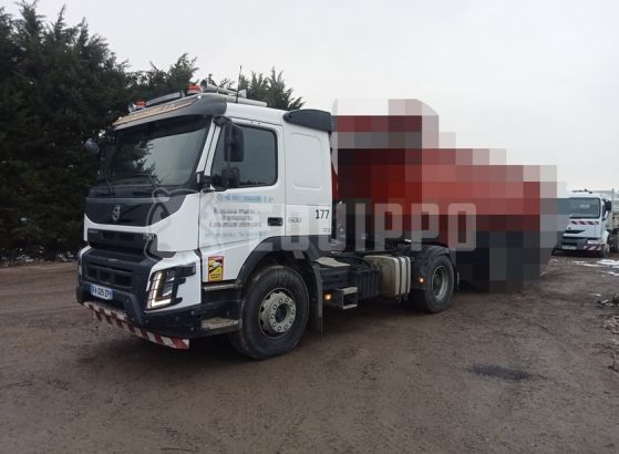 Buy Volvo FMX 500 4x4 Tracteur Routier Cabine Cou truck tractor by