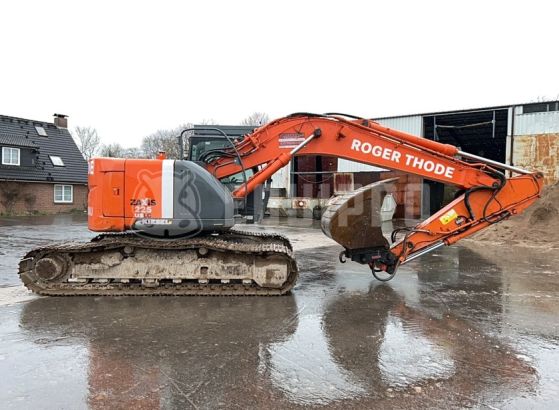 Hitachi ZX 225 USLC-3 Tracked Excavator trackedexcavators for Sale 